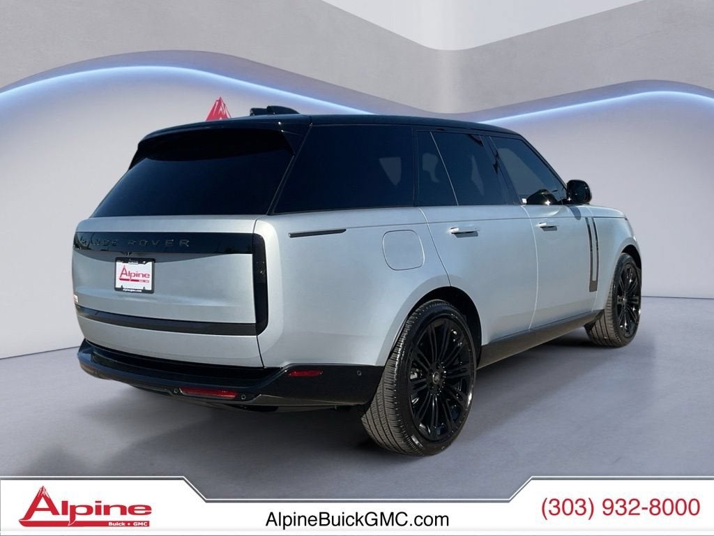 2025 Land Rover Range Rover P400 SE