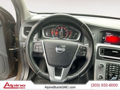 2018 Volvo V60 Cross Country T5