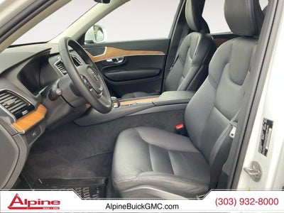 2024 Volvo XC90 Plus Bright Theme