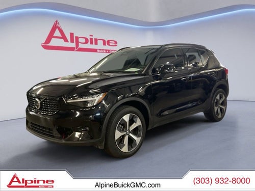 2024 Volvo XC40 B5 Plus Dark Theme