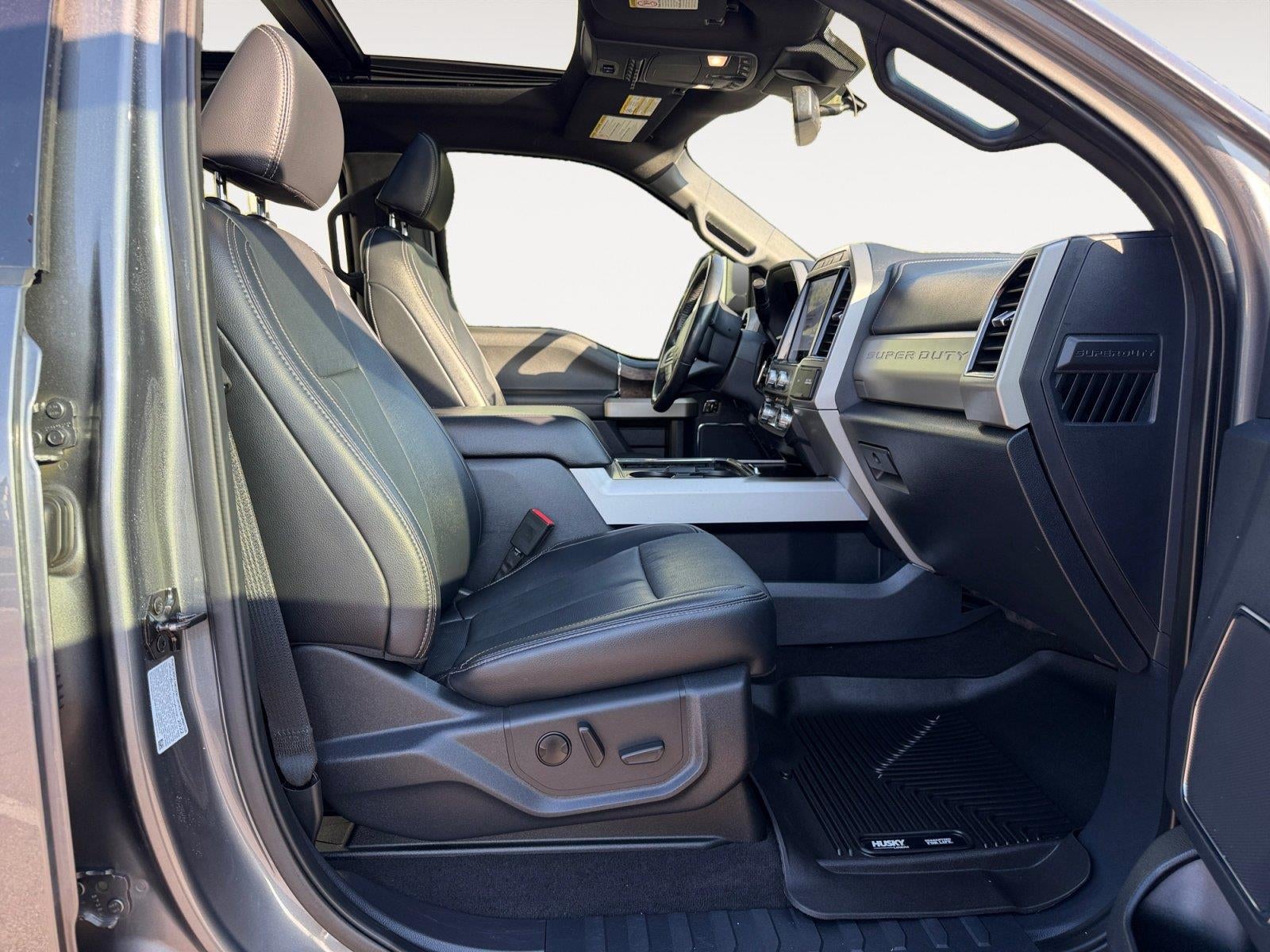 2022 Ford Super Duty F-250 SRW Lariat