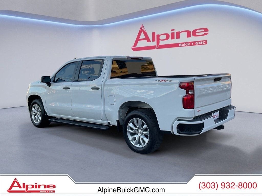 2022 Chevrolet Silverado 1500 Custom