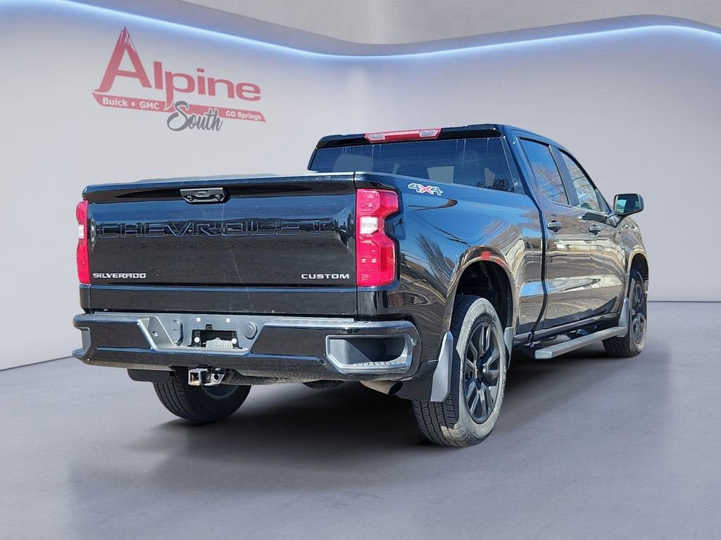 2023 Chevrolet Silverado 1500 Custom