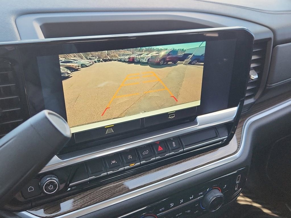 2022 Chevrolet Silverado 1500 LT (2FL)