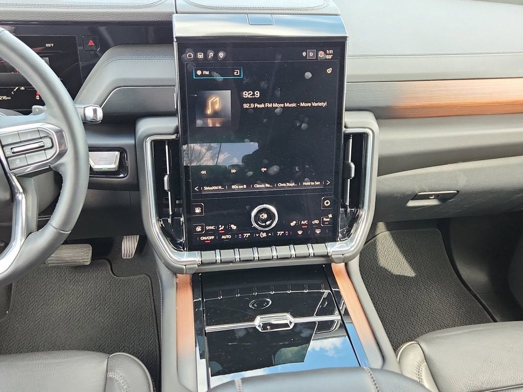 2025 GMC Yukon Denali