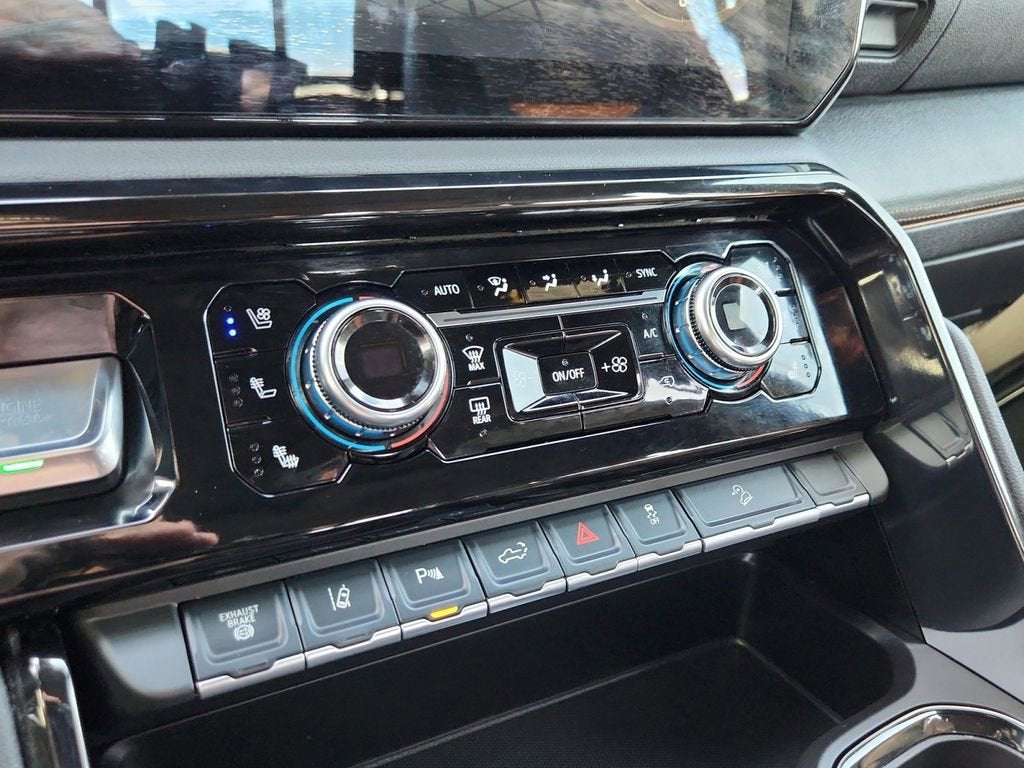 2025 GMC Sierra 2500 HD AT4