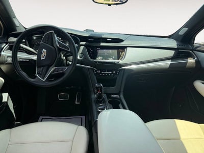 2025 Cadillac XT5 Sport