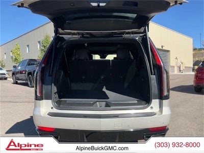 2023 Cadillac Escalade ESV Sport Platinum