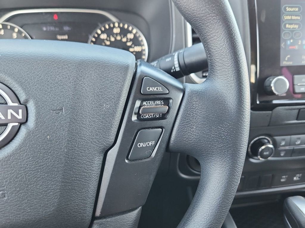 2022 Nissan Frontier SV