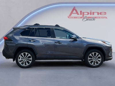 2022 Toyota RAV4 XLE Premium