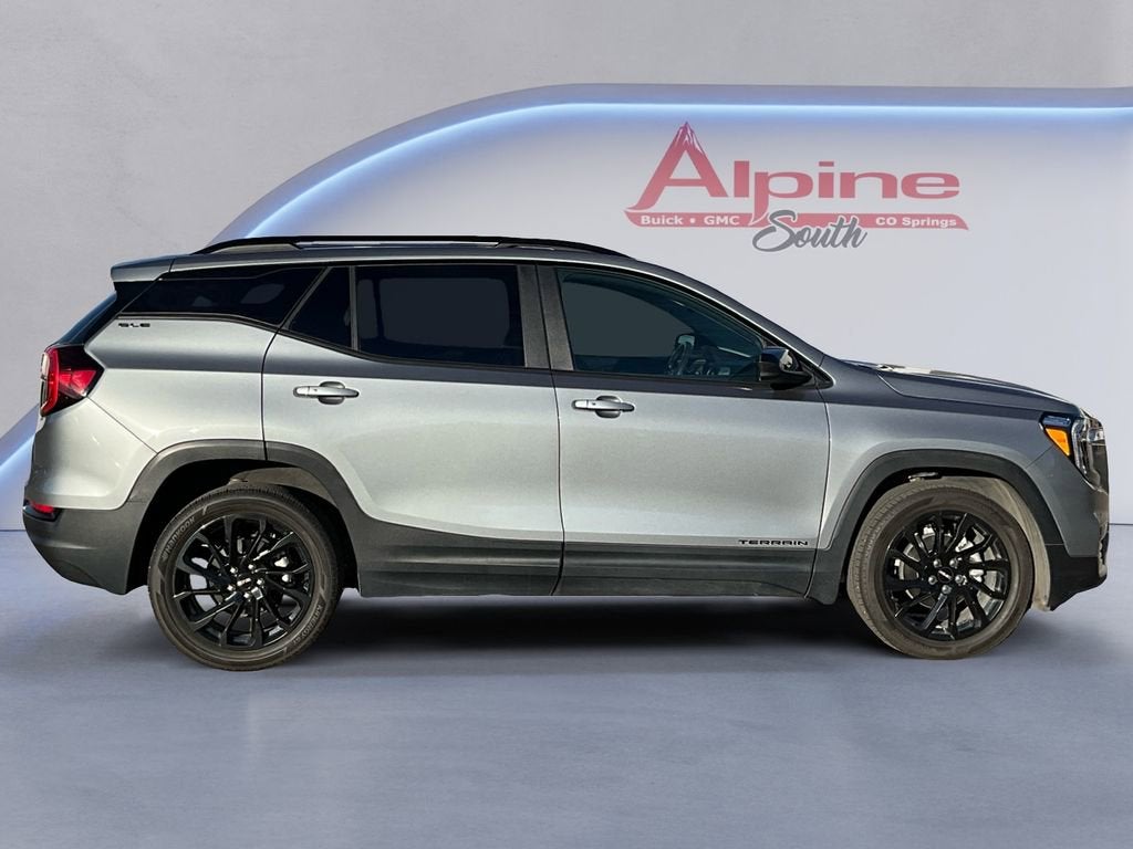2023 GMC Terrain SLE