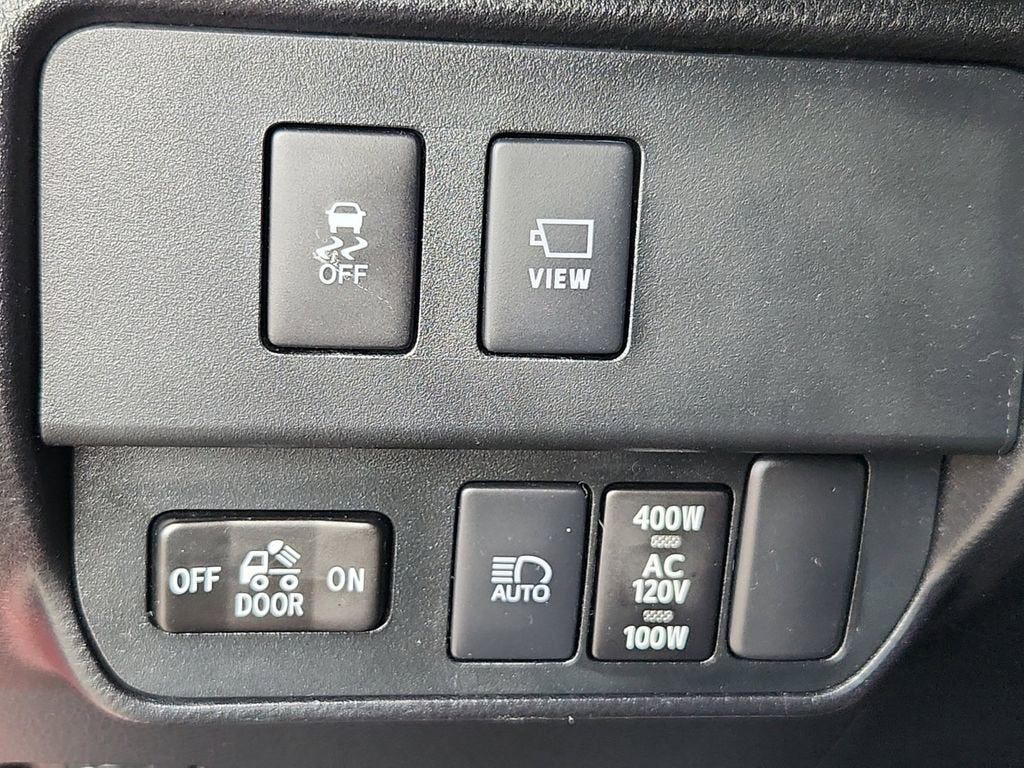 2023 Toyota Tacoma 4WD SR