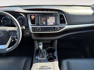 2018 Toyota Highlander SE