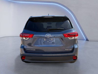 2018 Toyota Highlander SE