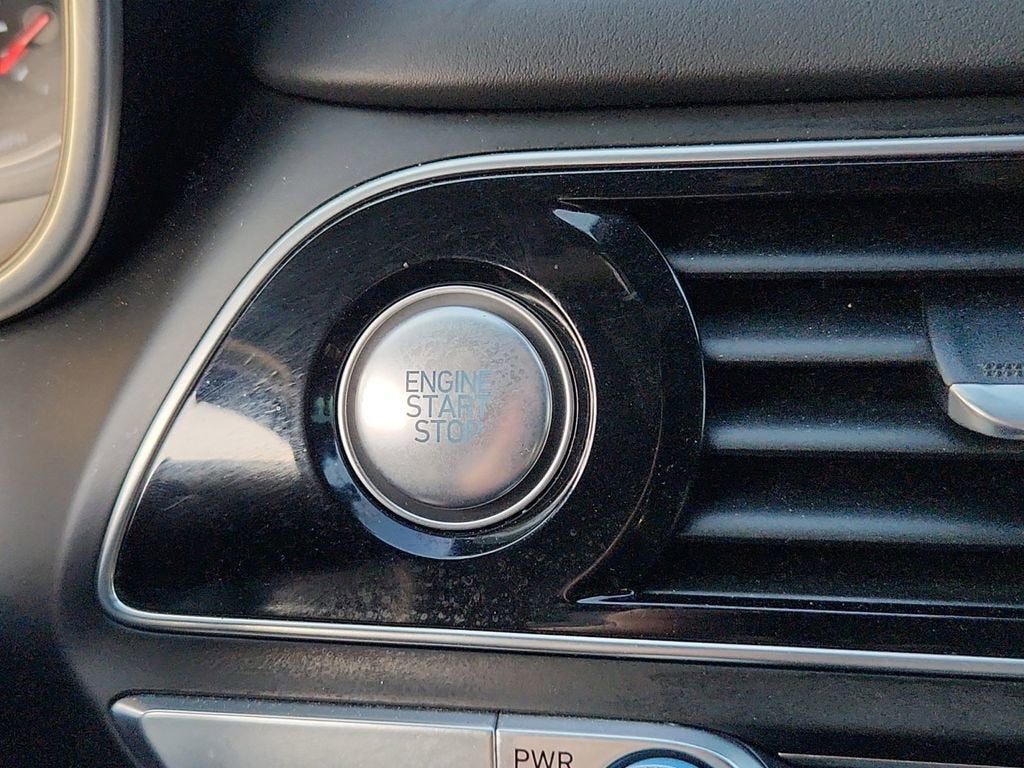 2019 Genesis G70 3.3T Advanced