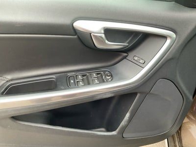2018 Volvo V60 Cross Country T5 AWD