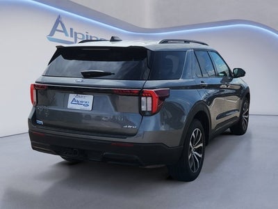 2025 Ford Explorer ST-Line