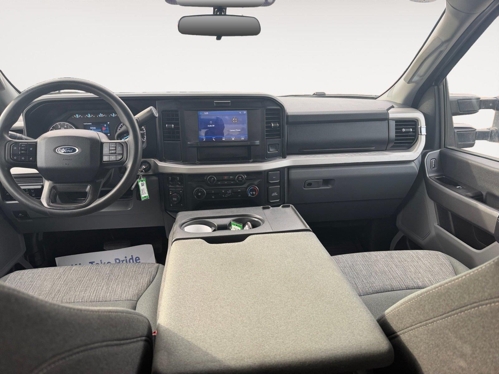 2025 Ford Super Duty F-250 XLT