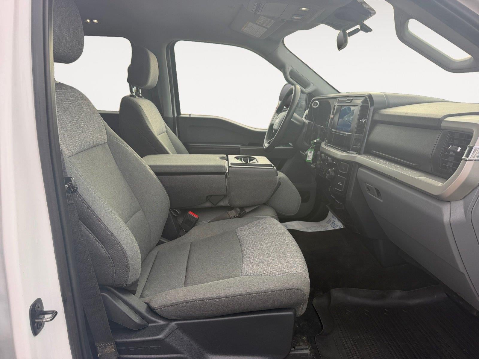 2025 Ford Super Duty F-250 XLT