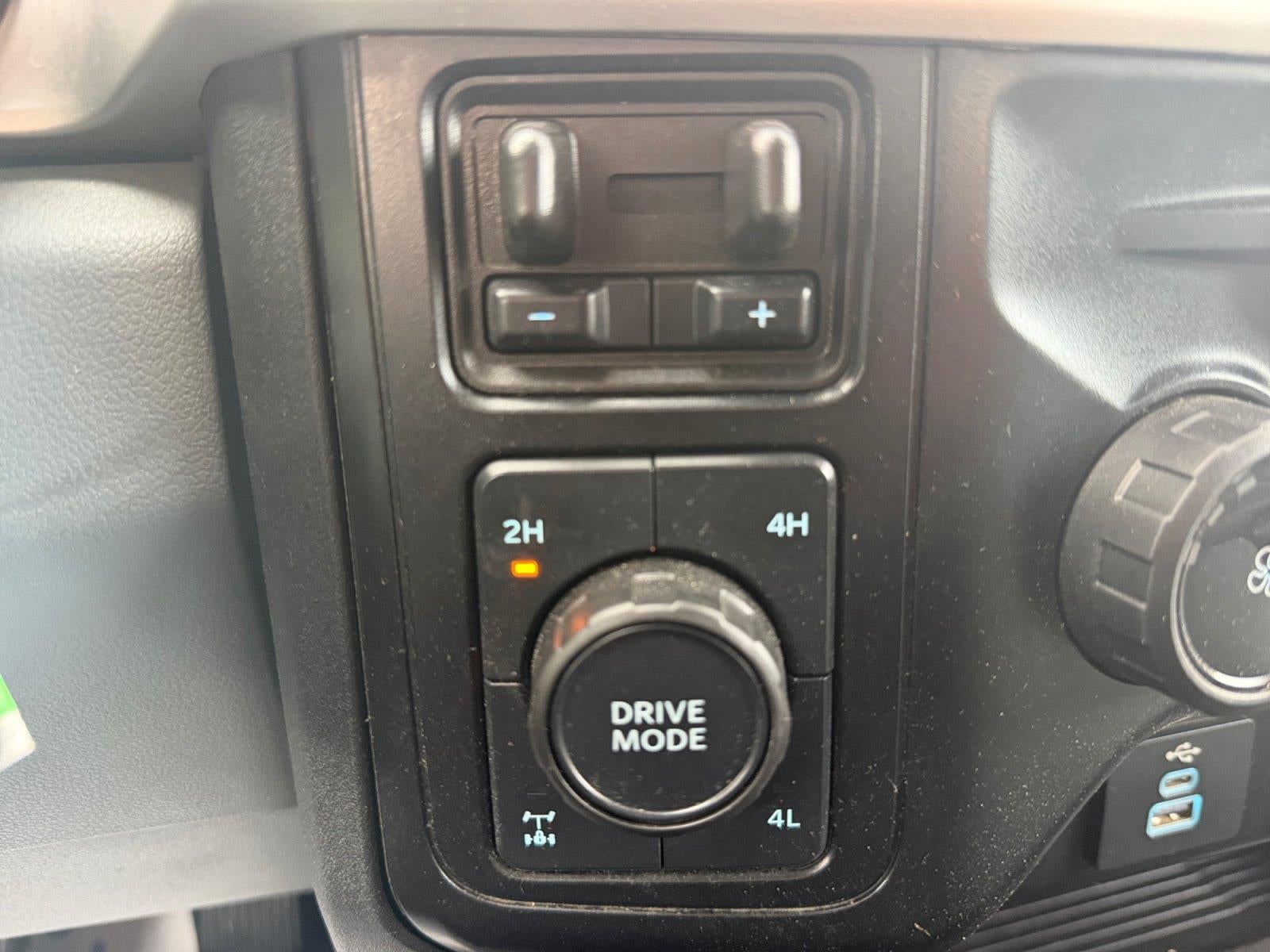 2025 Ford Super Duty F-250 XLT
