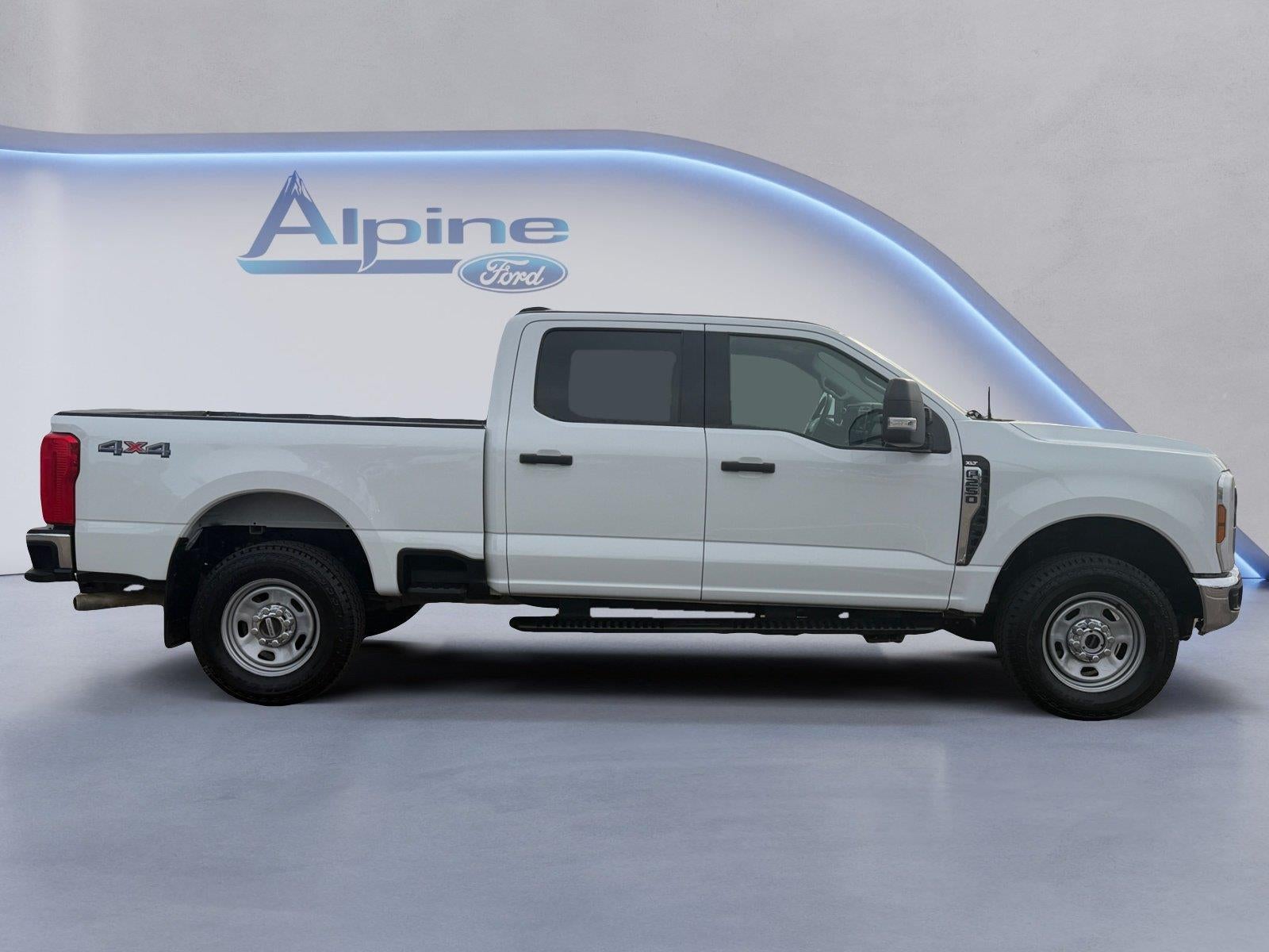 2025 Ford Super Duty F-250 XLT
