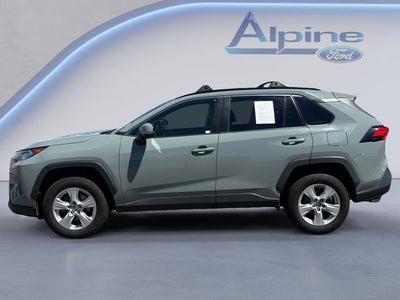 2020 Toyota RAV4 XLE