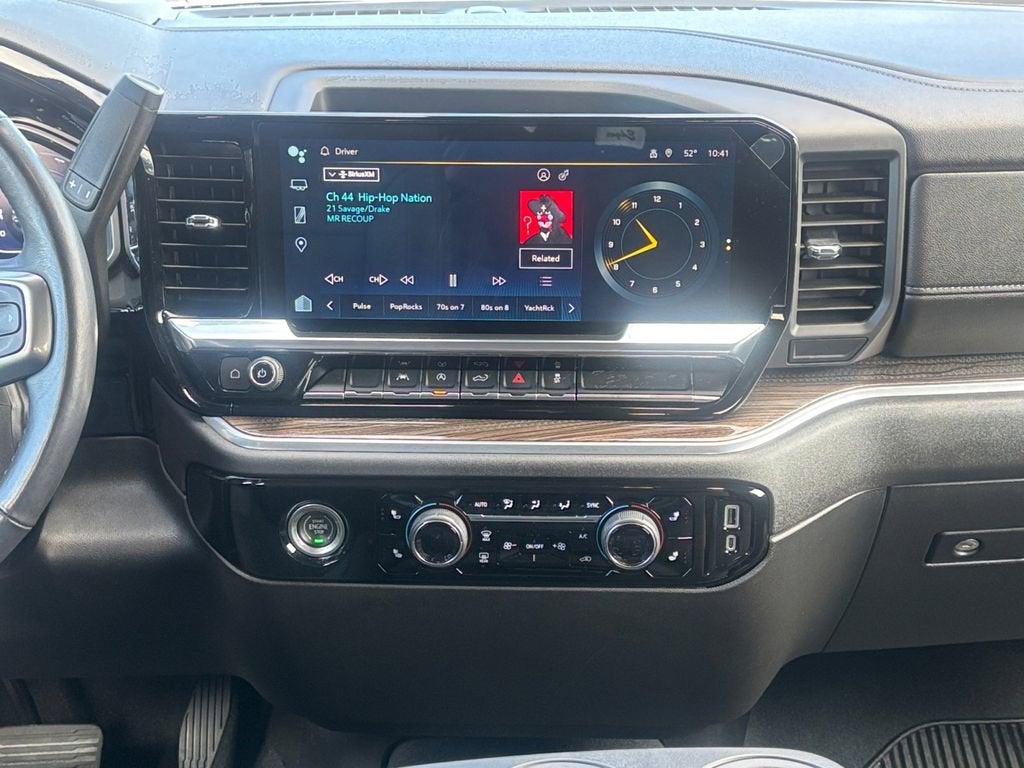 2022 Chevrolet Silverado 1500 LT (2FL)