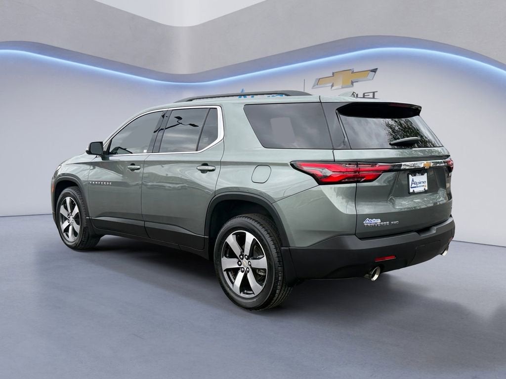 2023 Chevrolet Traverse LT Leather