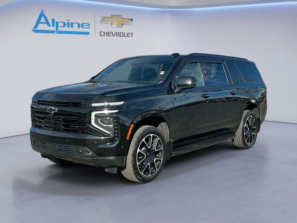 2025 Chevrolet Suburban RST