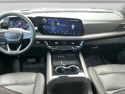 2025 Chevrolet Suburban RST