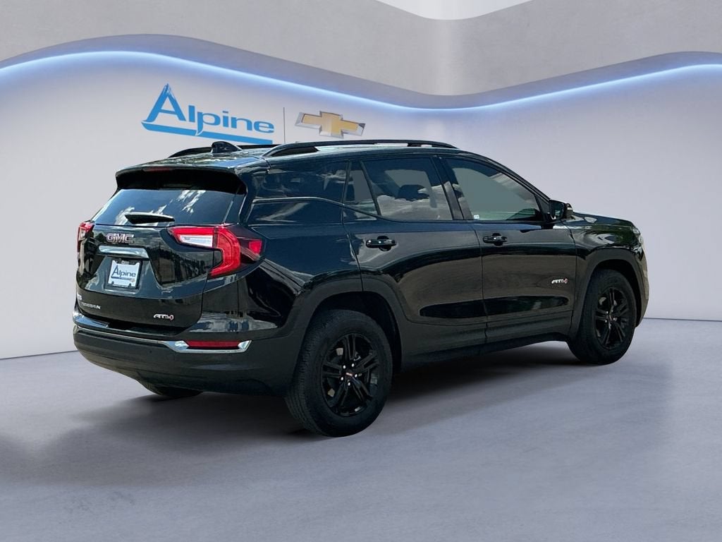 2024 GMC Terrain AT4