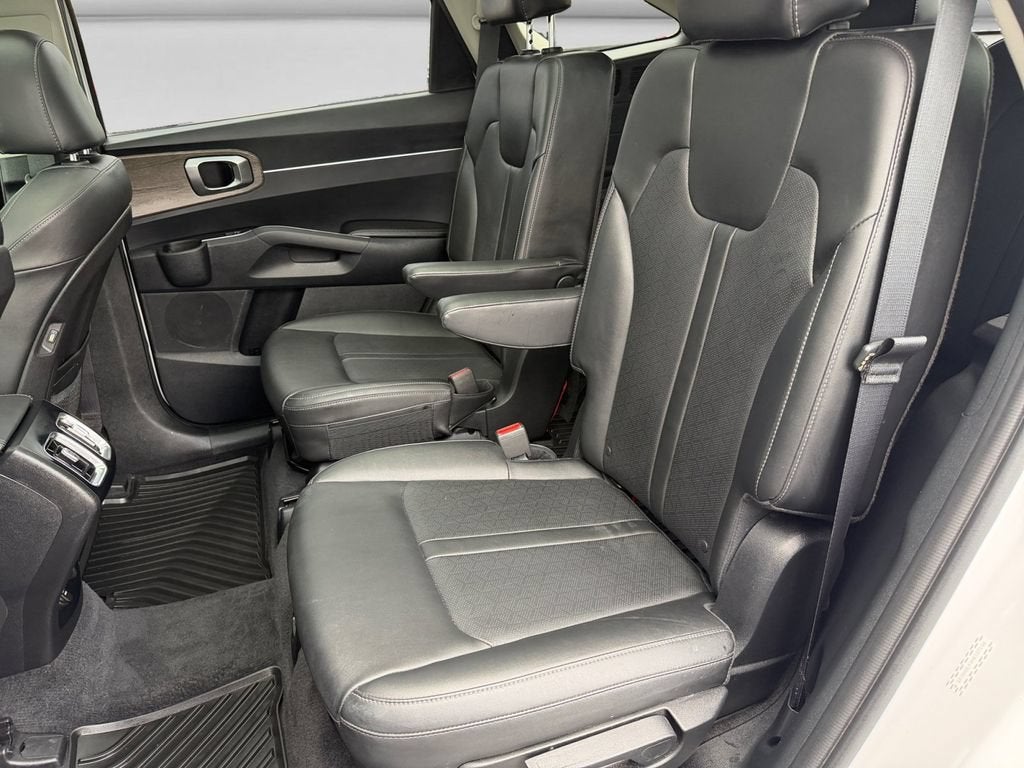 2022 Kia Sorento X-Line EX