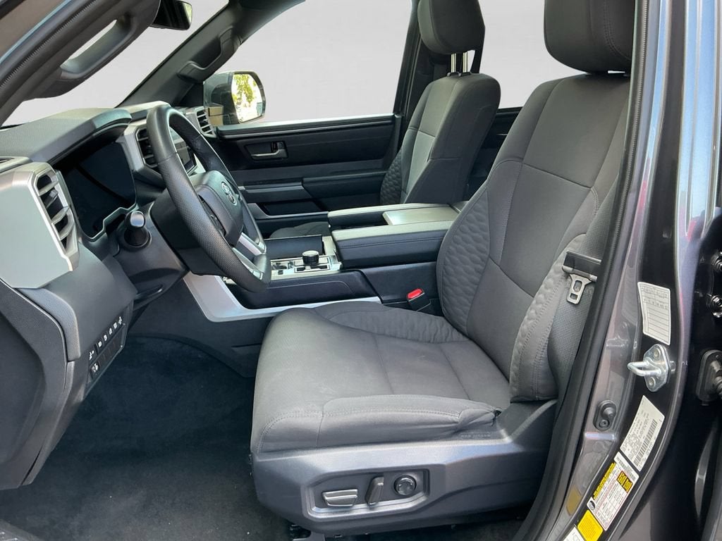 2025 Toyota Sequoia SR5