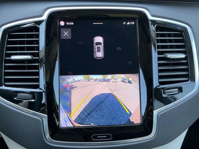 2023 Volvo XC90 Plus