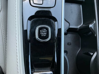 2023 Volvo XC90 Plus