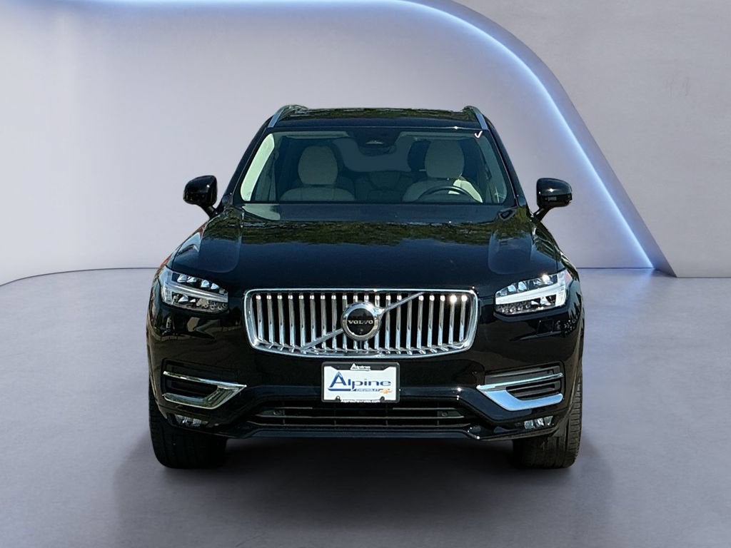 2023 Volvo XC90 Plus